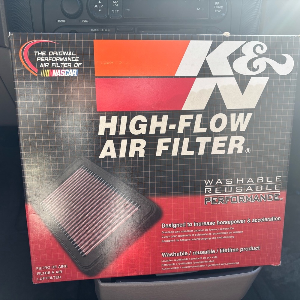 K&N High-Flow Car Air Filter New in Opened, Damaged Box